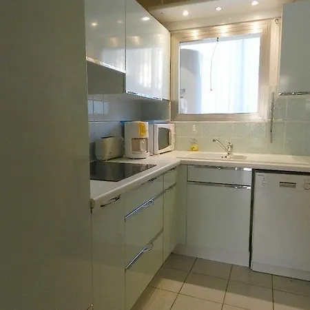 Lv330-b125 2 Pieces 4 Couchages 公寓